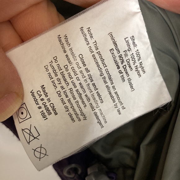 MEC Vest Womens XS Purple Softshell Goose Down Chevron Puffy Quilted Layer - Picture 14 of 15